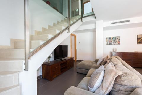 Duplex de 4 habitaciones 223 Apartment in Barcelona