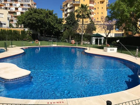 Vue mer et montagne (Arroyo de la Miel) Apartment in Benalmadena