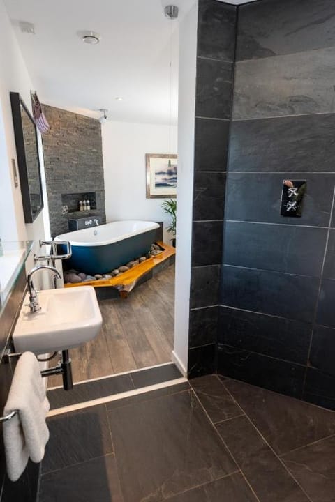 Dark Skye Cottage Hotel in Scotland