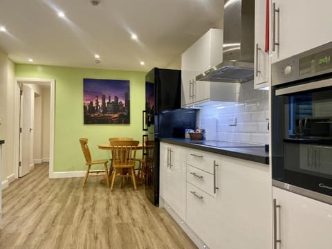 The Kyrenia Apartment in Weston-super-Mare