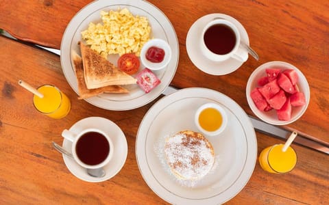 Santhi Guna Bungalow Campground/ 
RV Resort in Nusapenida