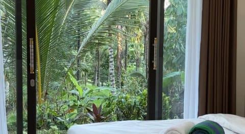 Bali Sesandan Garden Bed and Breakfast in East Selemadeg