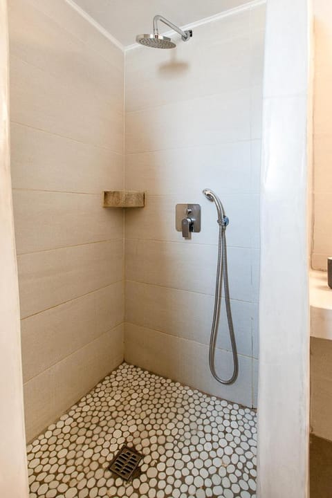 Santorini Villatzio Suites Vacation rental in Mesaria