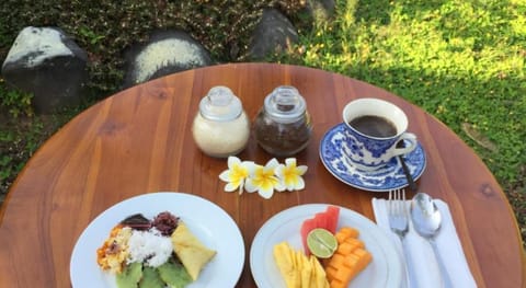 MALINI Homestay Bed and Breakfast in Ubud