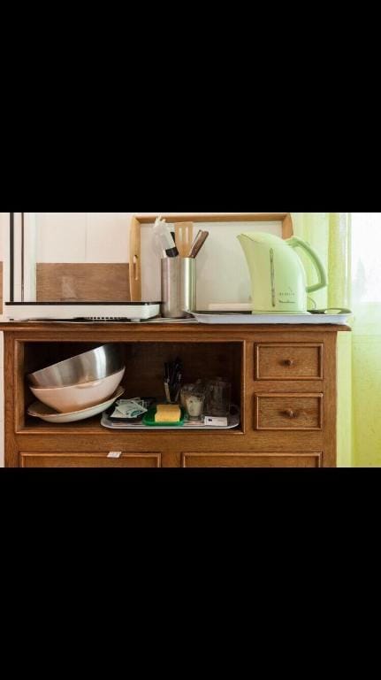 Refuge des voyageurs - chambre suite et cuisine en rdc Apartment in Landerneau