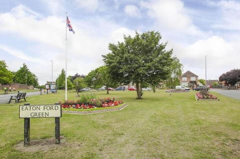 Eaton Ford Green Apartment Apartment in Huntingdonshire District
