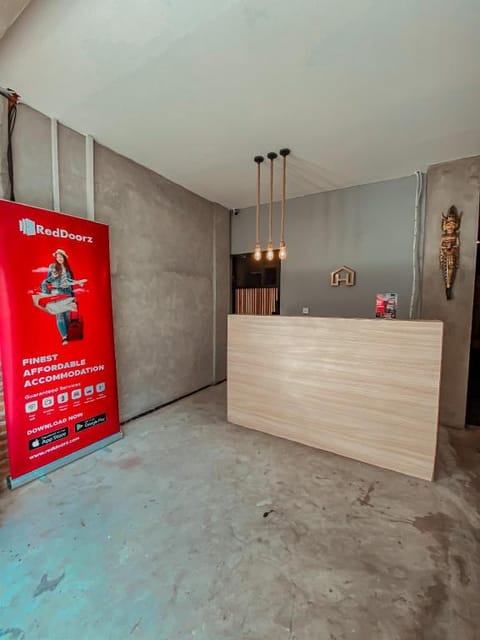 RedDoorz Hostel near Lippo Mall Kuta Hotel in Kuta