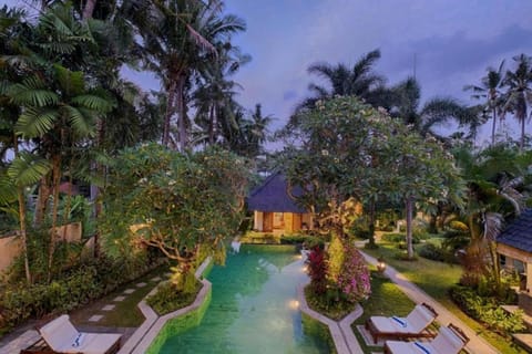 Cozy 4 BR Pool Villa Garden View #V90 Villa in Blahbatuh