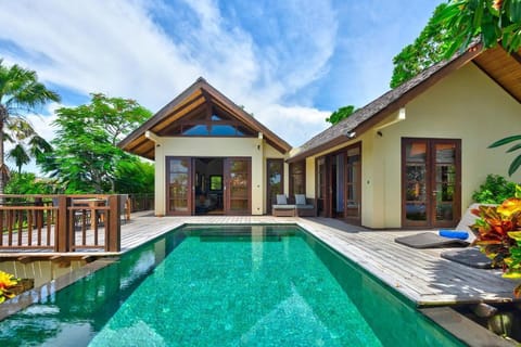 Stunning Three Bedrooms Private Pool #L31 Villa in Kuta Selatan