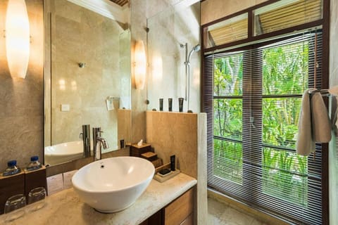 Stunning Three Bedrooms Private Pool #L31 Villa in Kuta Selatan