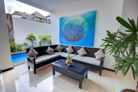 Stunning 1 BR with Private Pool Villa #LA20 Villa in Kuta Selatan