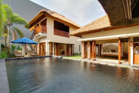 Beautiful 2BR Private Pool Villa #LA5 Villa in Kuta Selatan