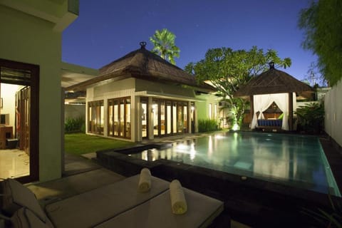 Beautiful 2BR Private Pool Villa #LA5 Villa in Kuta Selatan