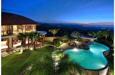 Luxury Private 5 BR Villa with Pool #L55 Villa in Kuta Selatan