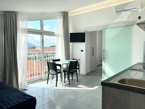 Appartamento Standard Apartment in Province of Massa and Carrara