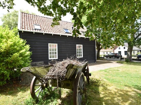 Modern Holiday Home in Wolphaartsdijk with Private Garden Vacation rental in Wolphaartsdijk