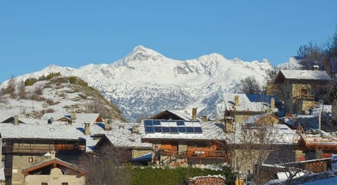 Apartment With Garden Apartment in Aosta Valley, Italy