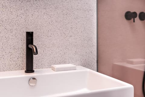 Microcosmo La Spezia - Pink Studio Apartment in La Spezia