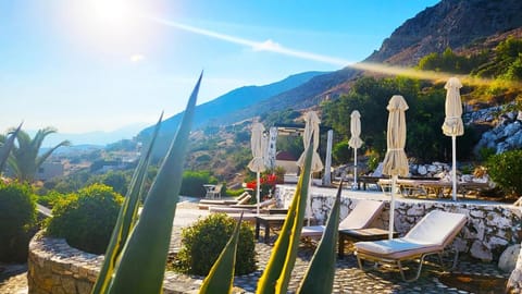 It Is So Quiet And Peaceful And Very Relaxing Apartment in Piskopiano