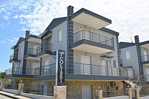 Colibri Apartment in Halkidiki