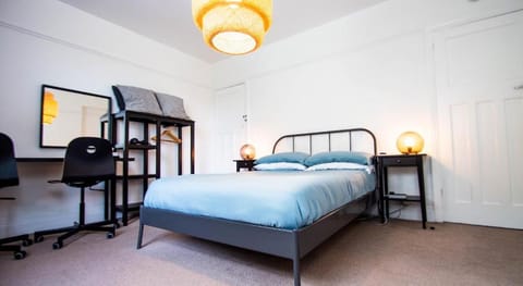 Peaceful House in the Centre of City Vacation rental in Lancaster