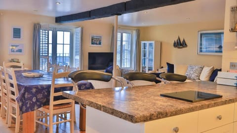 Harbourside Apartment Apartment in Mevagissey