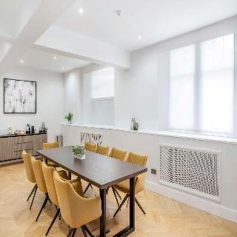 Radisson Blu Hotel, Perth Hotel in Perth