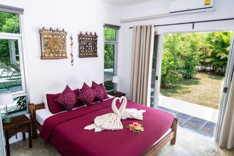 FREE CAR HIRE - Mountain Views! 3 Bed Pool Villa  Villa in Krabi Changwat