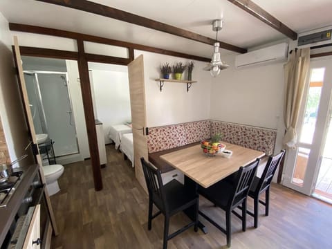 Campsite Piccolo Campground/ 
RV Resort in Banjole