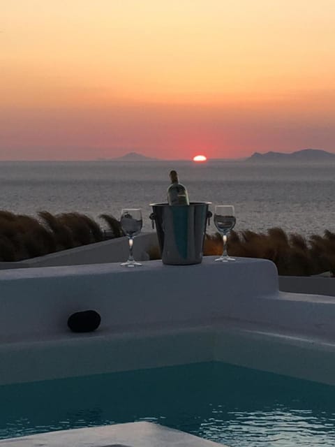 Santolia Art Suites Apartment hotel in Oia