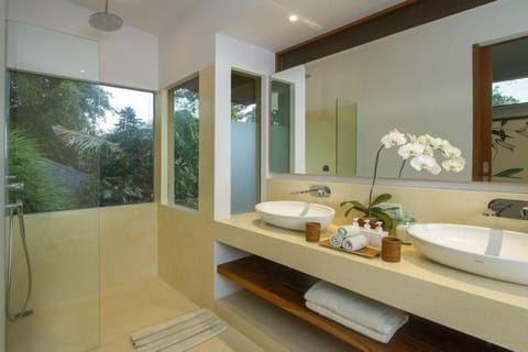 Villa Alam Taru Villa in Kediri