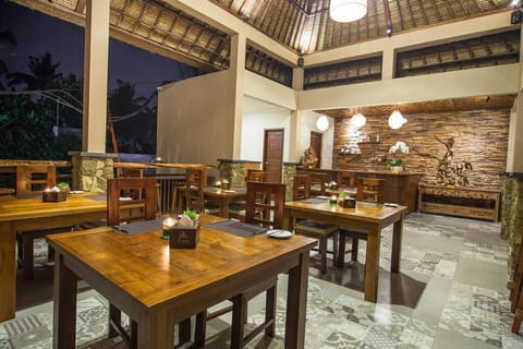 Twelve BR Brand New Place near Ubud Villa in Blahbatuh