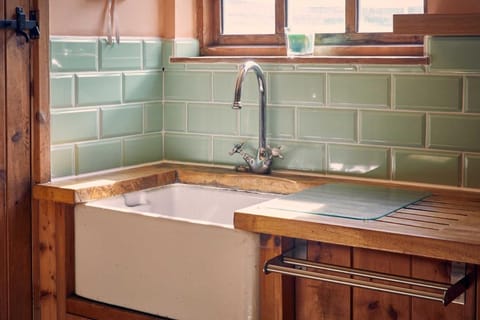 Host & Stay - The Red Brick Barn Vacation rental in England