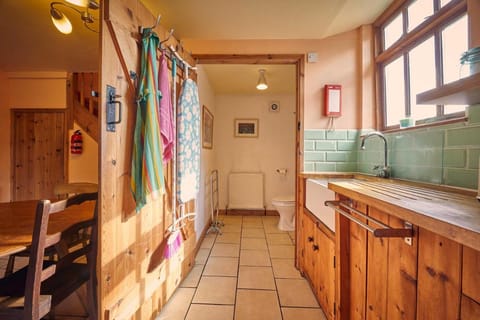 Host & Stay - The Red Brick Barn Vacation rental in England