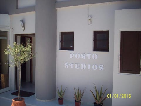 Posto Studio 5 Chania Crete 100 m from the beach Apartment in Crete