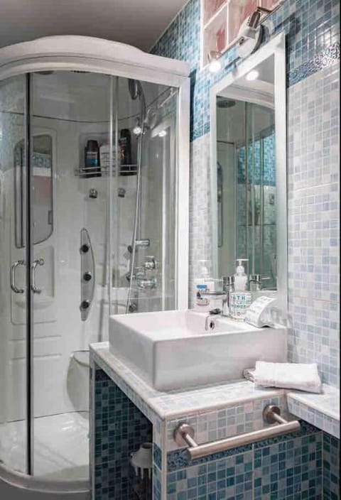 Madrid Sol Opera Plaza Mayor Apartment in Centro