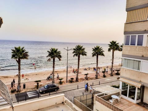 Elegante apartamento en primera línea de playa Apartment in Villajoyosa