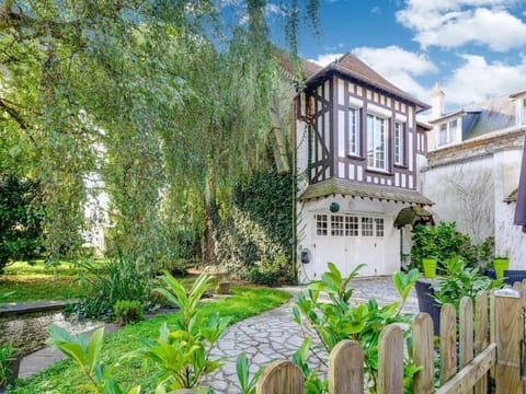 Romantic Stay, Isigny-sur-Mer Apartment in Normandy