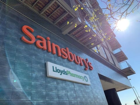 Dakota Apartment #41 - City Centre - Free Parking Apartment in Milton Keynes