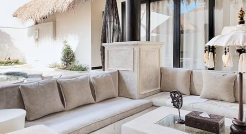 Villa de Malicott Athena Hotel in Kuta