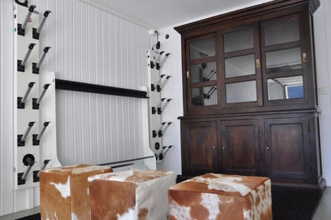 Chalet Edelweiss Stunning Glacier View Chalet in Canton of Vaud