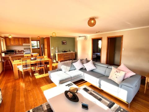 The Hazards Beach Escape Vacation rental in Freycinet