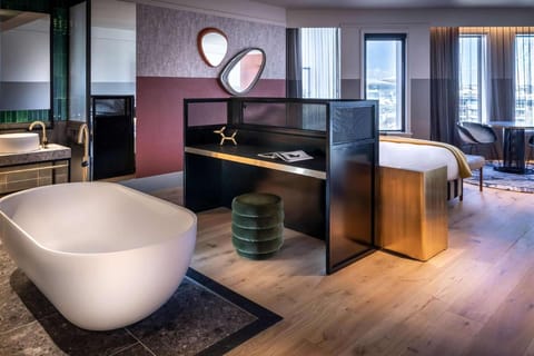 QT Auckland Hotel in Auckland