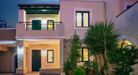 Dionysos Apartments And Studios Apartment in Stalida