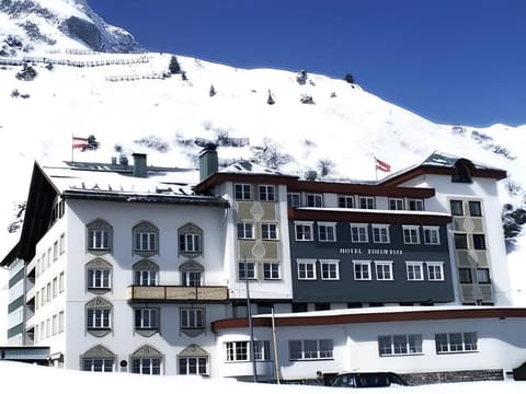 Hotel Edelweiss Hotel in Lech