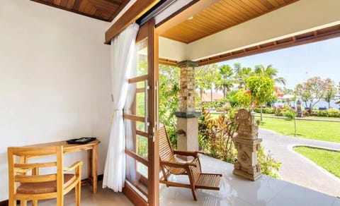 One Bedroom Bungalow for Couple with Beach View Vacation rental in Bali