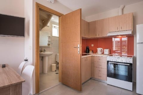 Apartment on the sea, Platanias , Chania, Crete Apartment in Platanias