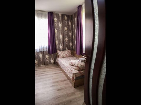 Entire house - 2 persons Bungalow in lovely and familial area Vacation rental in Blagoevgrad Province
