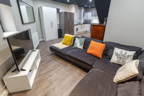 DEAD CENTRAL PAD ✪ OPEN PLAN SOCAL SPACE  Vacation rental in Liverpool