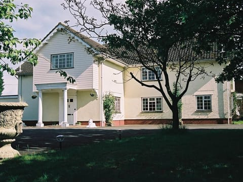 Newmans Hall Hotel in Babergh District